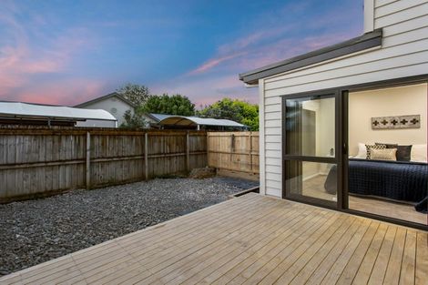 Photo of property in 13 Millcroft Lane, Ranui, Auckland, 0612