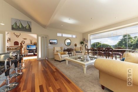 Photo of property in 1 Hawkes Access Road, Waitoki, Silverdale, 0994