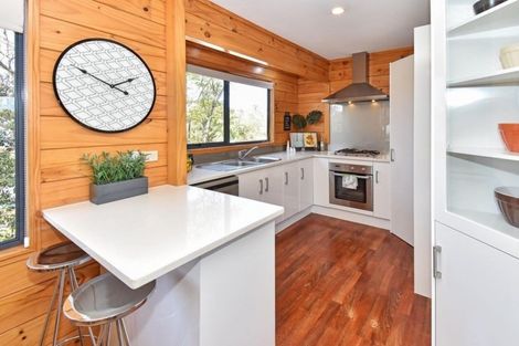 Photo of property in 15 Stevenson Road, Clarks Beach, 2122