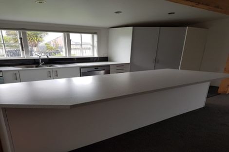 Photo of property in 180 Springfield Road, St Albans, Christchurch, 8014