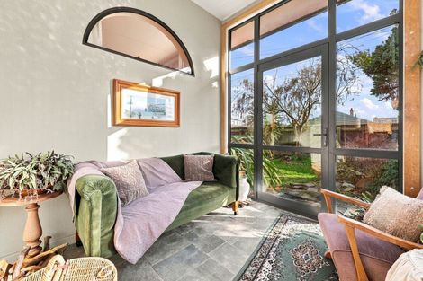 Photo of property in 55 Royal Crescent, Saint Kilda, Dunedin, 9012