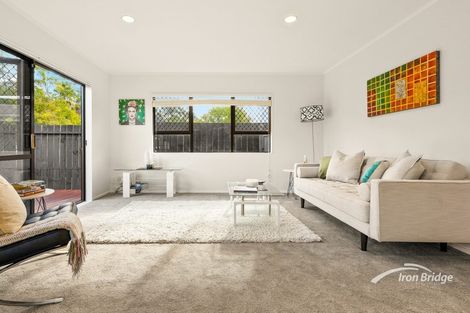 Photo of property in 2/105 Nile Road, Milford, Auckland, 0620