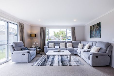 Photo of property in 69 Aquila Crescent, Rototuna North, Hamilton, 3210