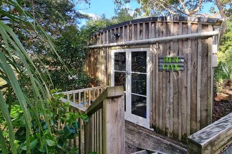 Photo of property in 417 Leigh Road, Whangateau, 0985