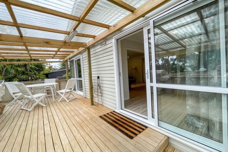 Photo of property in 21 Castleton Street, Birkdale, Auckland, 0626