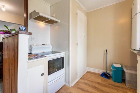 Photo of property in 143 Adelaide Road, Dannevirke, 4930