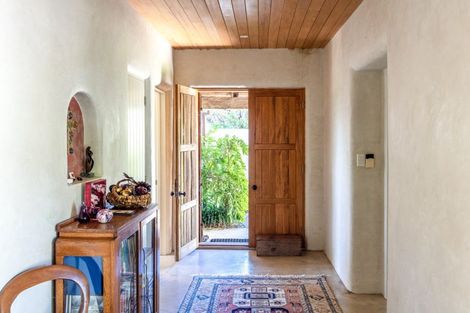 Photo of property in 110 Delamore Drive, Oneroa, Waiheke Island, 1081