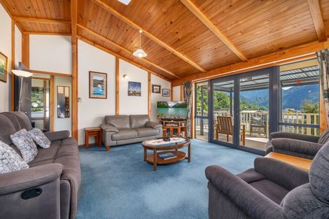 Photo of property in 28 Lawrence Street, Havelock, 7100