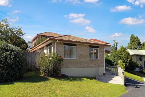 Photo of property in 20 Ryehill Close, New Lynn, Auckland, 0600