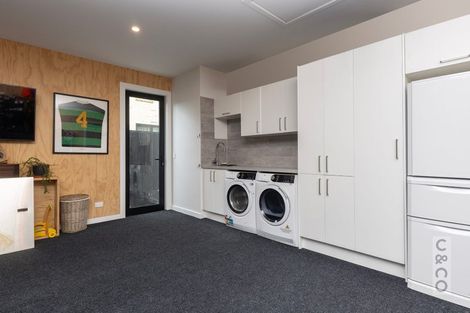Photo of property in 1 Len Ireland Drive, Kumeu, 0810