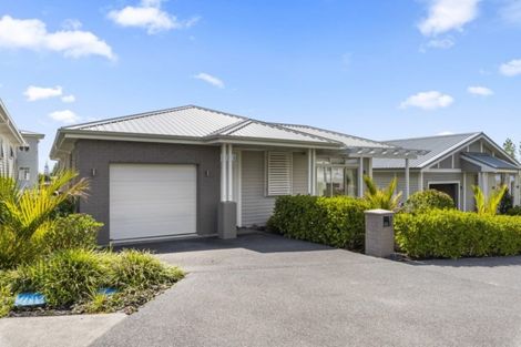 Photo of property in 44 Landmark Terrace, Orewa, 0931