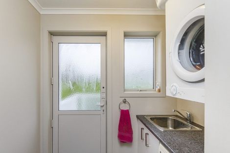 Photo of property in 12 Poplar Grove, Feilding, 4702