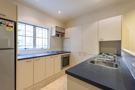 Photo of property in 9/5 Malcolm Lane, Thorndon, Wellington, 6011