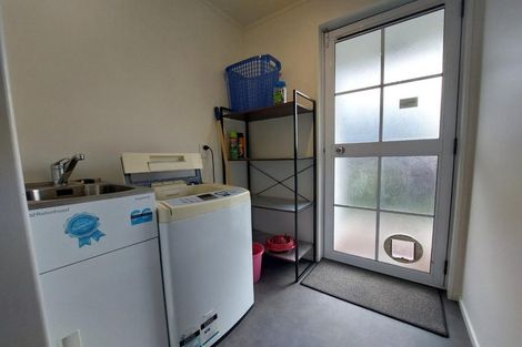 Photo of property in 7a Carr Road, Three Kings, Auckland, 1042