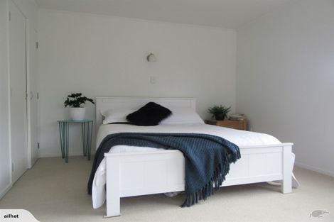 Photo of property in 2/24 Rosier Road, Glen Eden, Auckland, 0602