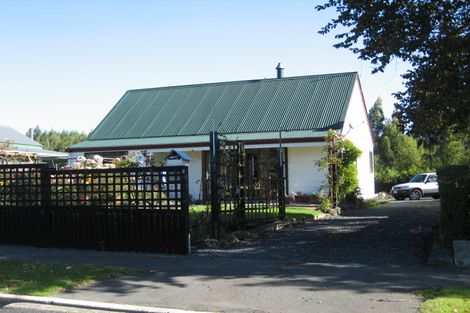 Photo of property in 2 Lambert Street, Abbotsford, Dunedin, 9018