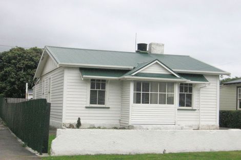 Photo of property in 28 Elizabeth Street, Moera, Lower Hutt, 5010
