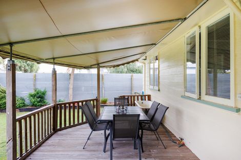 Photo of property in 17 Tilbury Avenue, Hokowhitu, Palmerston North, 4410