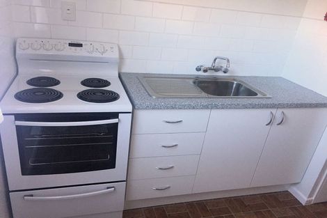 Photo of property in 65 Freyberg Street, Lyall Bay, Wellington, 6022