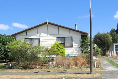 Photo of property in 20 Topaz Street, Birchville, Upper Hutt, 5018