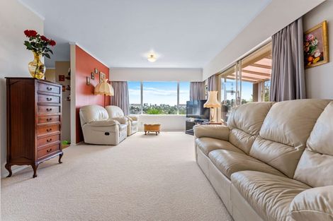Photo of property in 1/207 Glamorgan Drive, Torbay, Auckland, 0630