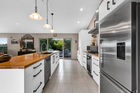 Photo of property in 292a Plymouth Road, Koru, New Plymouth, 4374