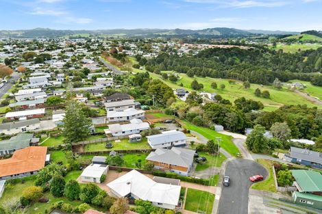 Photo of property in 35 Takahe Street, Tikipunga, Whangarei, 0112