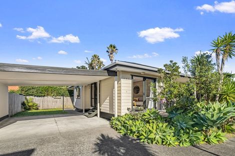 Photo of property in 2/434 Hibiscus Coast Highway, Orewa, 0931