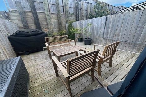 Photo of property in 10 Routhmore Street, Flat Bush, Auckland, 2019