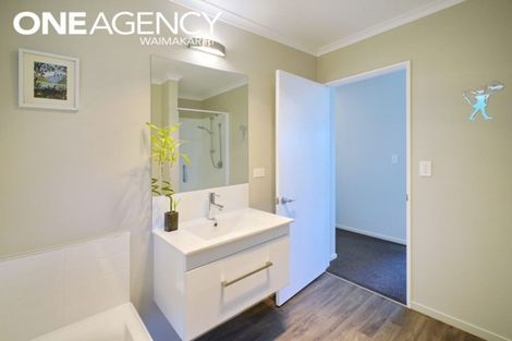 Photo of property in 18 Mclean Drive, Leithfield, Amberley, 7481