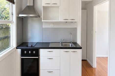 Photo of property in 6 Foster Crescent, Snells Beach, 0920