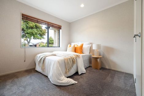 Photo of property in 35 Milbrook Place, Chartwell, Hamilton, 3210