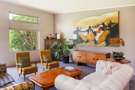 Photo of property in 291 Napier Road, Kelvin Grove, Palmerston North, 4470