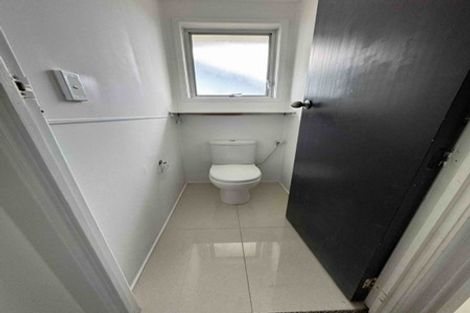 Photo of property in 741 East Coast Road, Browns Bay, Auckland, 0630