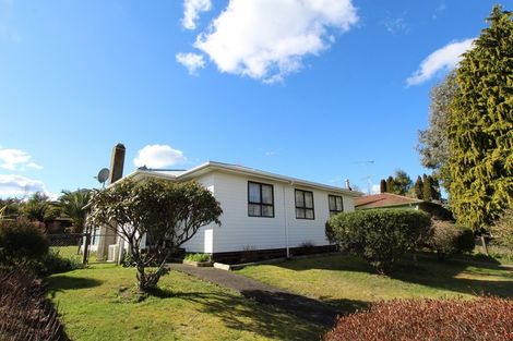 Photo of property in 25 Saint Andrews Drive, Tokoroa, 3420