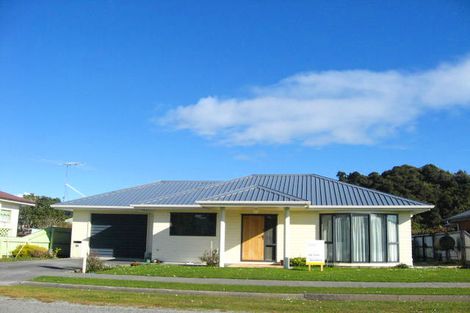 Photo of property in 2a Josephine Street, Greymouth, 7805