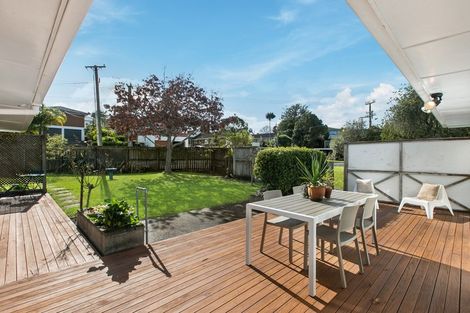 Photo of property in 1/31 Alamein Avenue, Belmont, Auckland, 0622