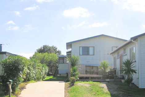 Photo of property in 95b Simpson Road, Papamoa Beach, Papamoa, 3118