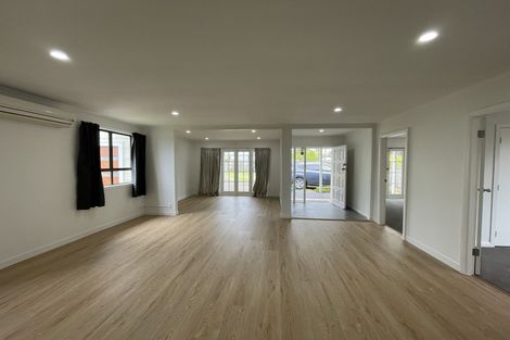 Photo of property in 57 Lynwood Road, New Lynn, Auckland, 0600