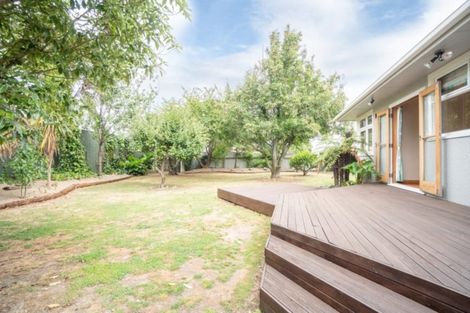 Photo of property in 4 Milson Line, Roslyn, Palmerston North, 4414