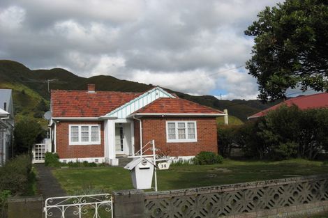 Photo of property in 14 Bell Road, Waiwhetu, Lower Hutt, 5010
