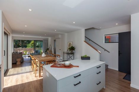 Photo of property in 77 Amohia Street, Paraparaumu, 5032