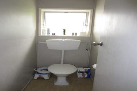 Photo of property in 42 Caernarvon Street, Dinsdale, Hamilton, 3204