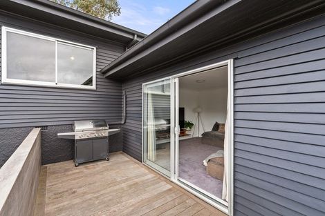 Photo of property in 11 Cavendish Square, Strathmore Park, Wellington, 6022