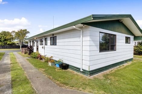 Photo of property in 19 Elmwood Crescent, Pukete, Hamilton, 3200