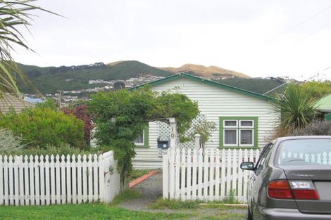 Photo of property in 10 Tarawera Road, Johnsonville, Wellington, 6037