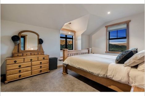 Photo of property in 86 Riverview Road, Queensberry, Cromwell, 9383