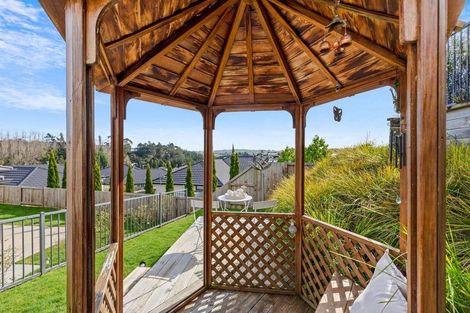 Photo of property in 9 Puhirake Crescent, Pyes Pa, Tauranga, 3112