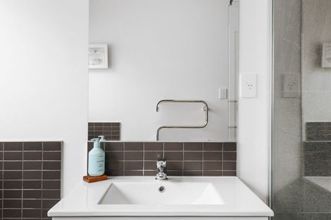 Photo of property in 73 Bert Wall Drive, Omokoroa, 3114