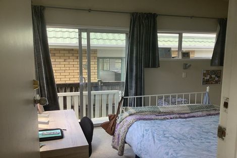 Photo of property in 2 Aliford Avenue, One Tree Hill, Auckland, 1061